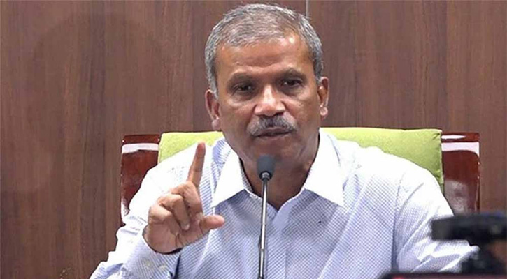 কমলো মার্কিন শুল্ক, যে বার্তা দিলেন আসিফ নজরুল